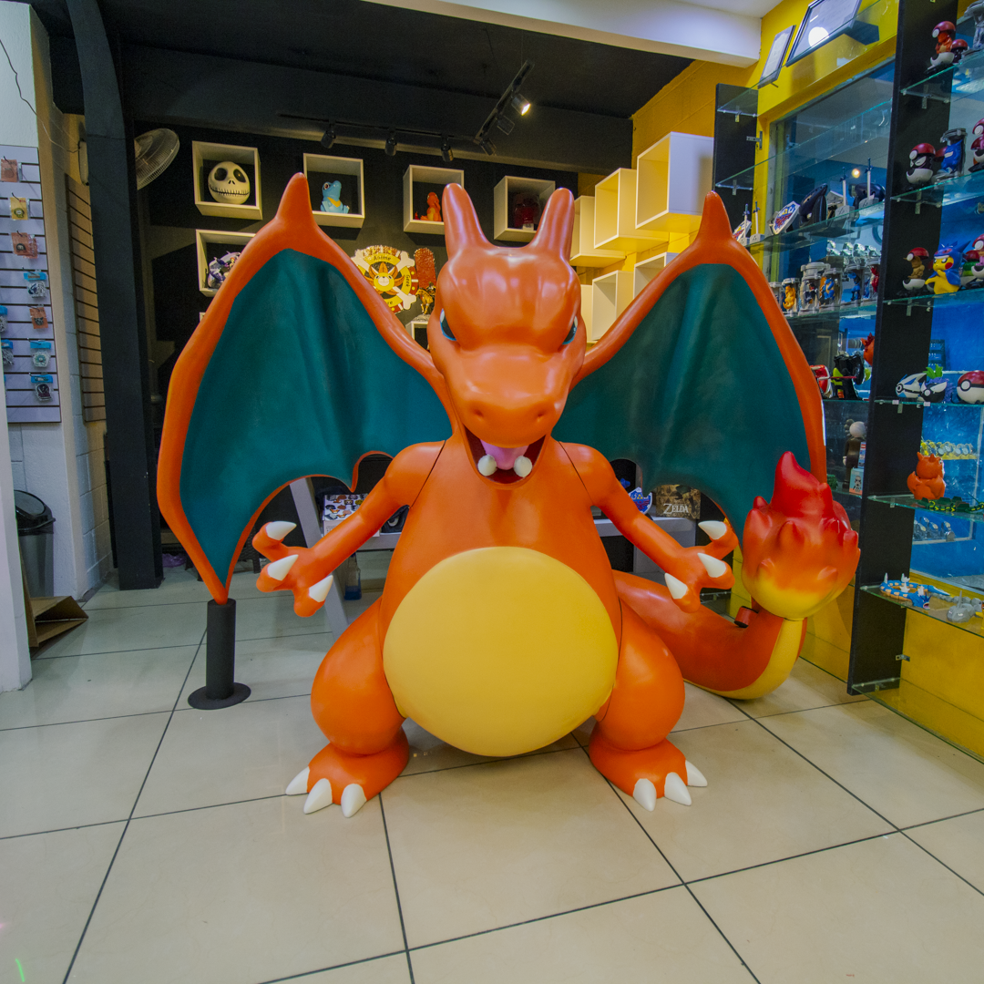 Charizard tamaño real