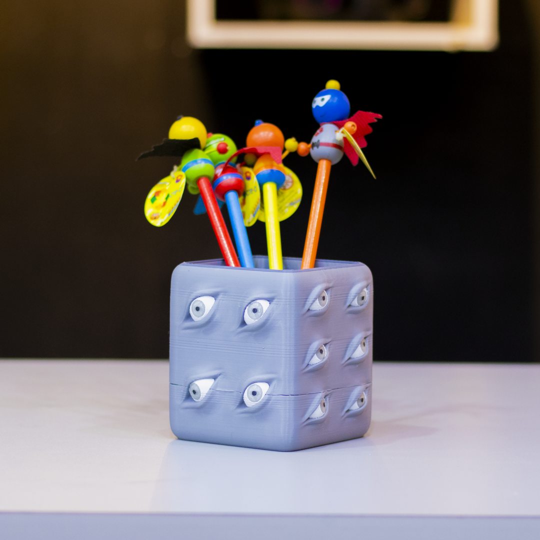 Prisión Confinadora de Gojo | Glow in the dark | Porta Lapiceros