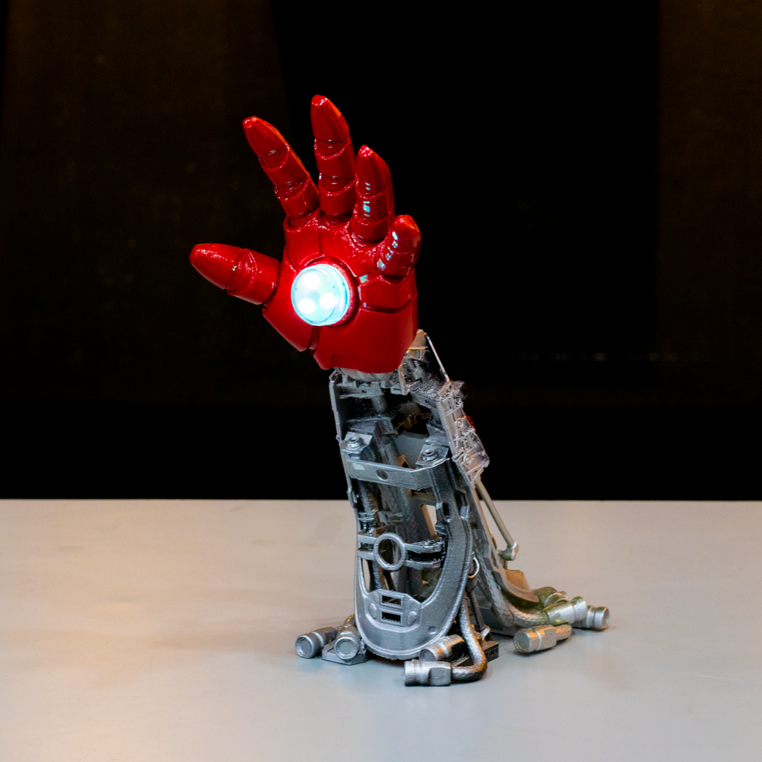 Mano Iron Man| Lámpara