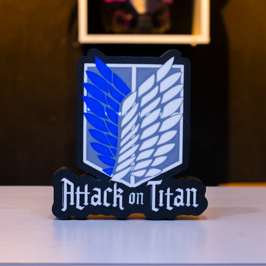Attack on titans | Alas de la Libertad | Lámpara
