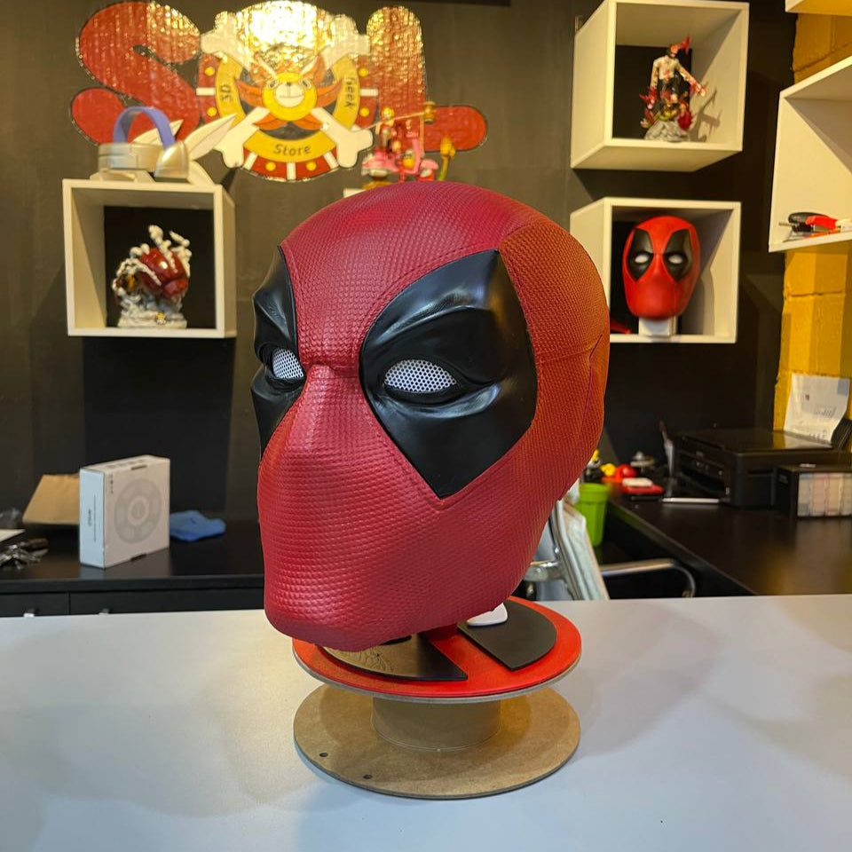 Casco Deadpool (Versión Cómic)