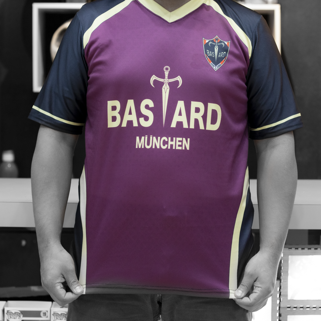 Camisola Isagi Bastard München Blue Lock detalle frente