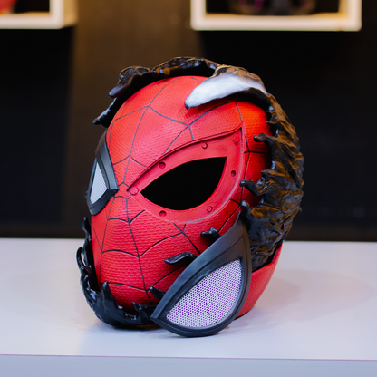 Tom Holland | Casco | Spiderman | Venom