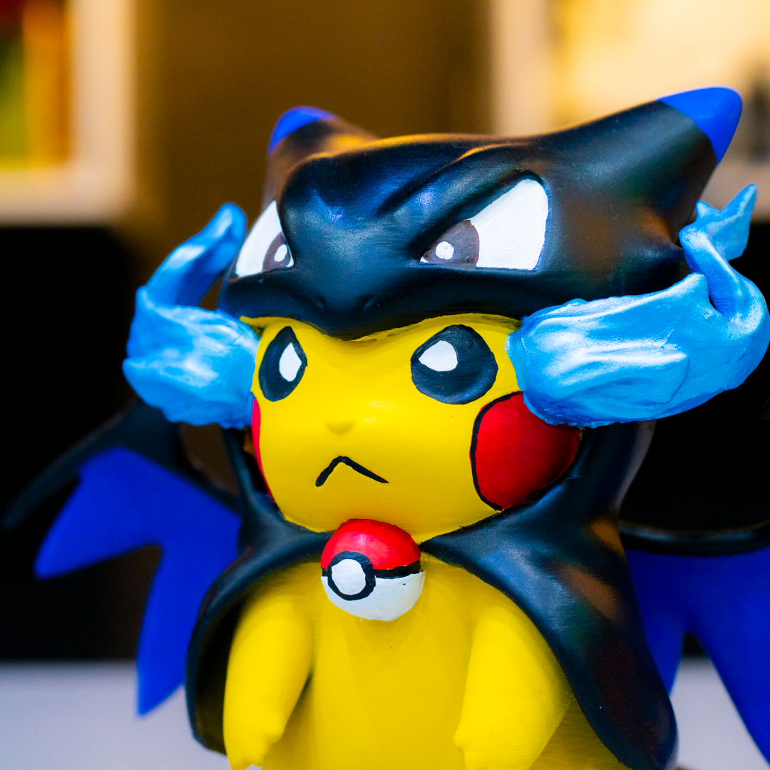 Pikachu Mega Charizard  | Pokémon | Figuras