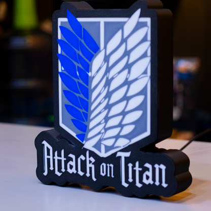Attack on titans | Alas de la Libertad | Lámpara