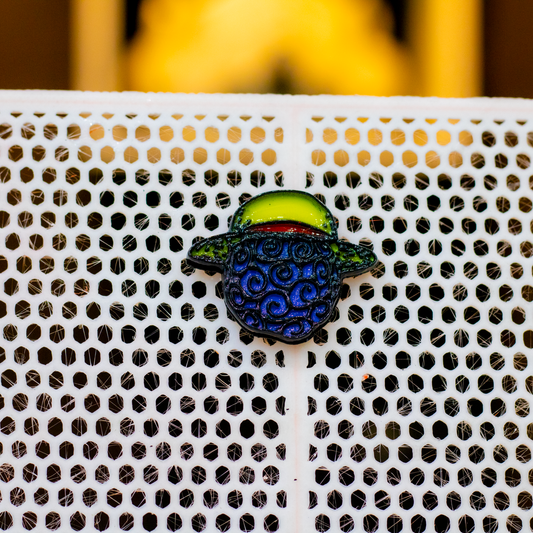 Gomu con sombrero | Pin